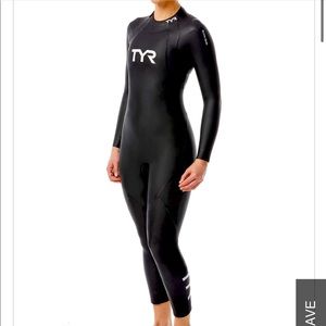 TYR Women's Hurricane Wetsuit size S/M